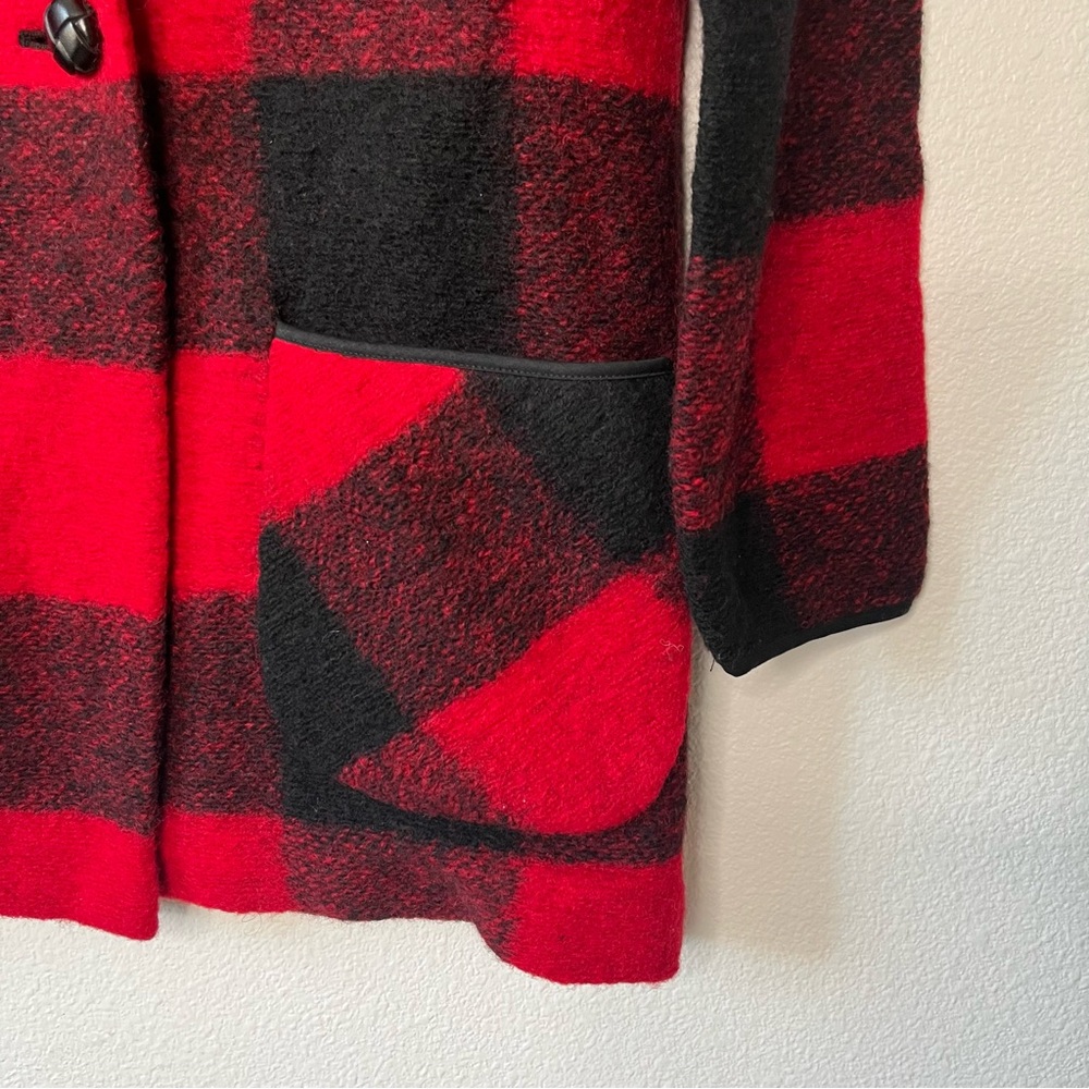 Aritzia Wilfred Free Off-Duty Jacket Red Black Buffalo Check Plaid Wool Size XXS - Picture 3 of 6